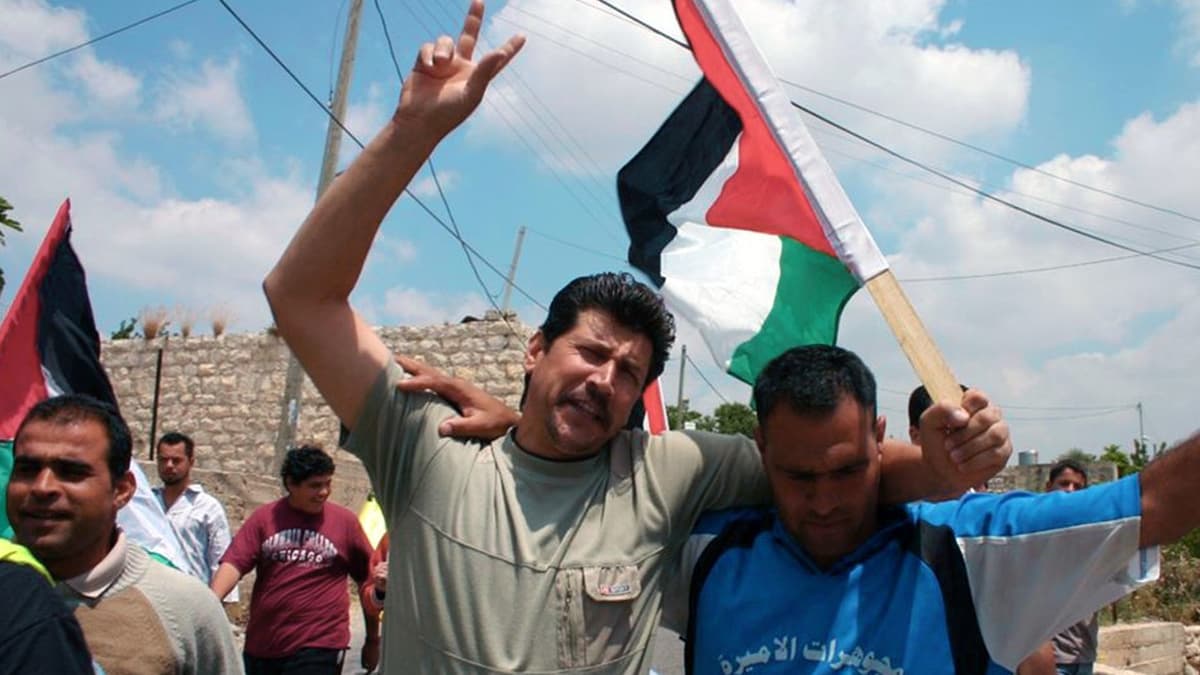 5 Broken Cameras poster