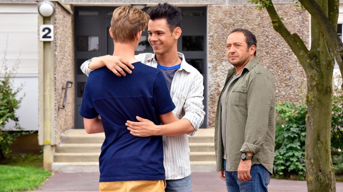 Hidden Kisses poster